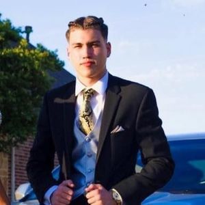 Meet your Posher, Henry